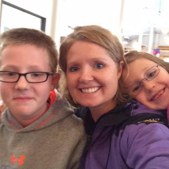 Meet your Posher, Jill - Picture 1 of 1